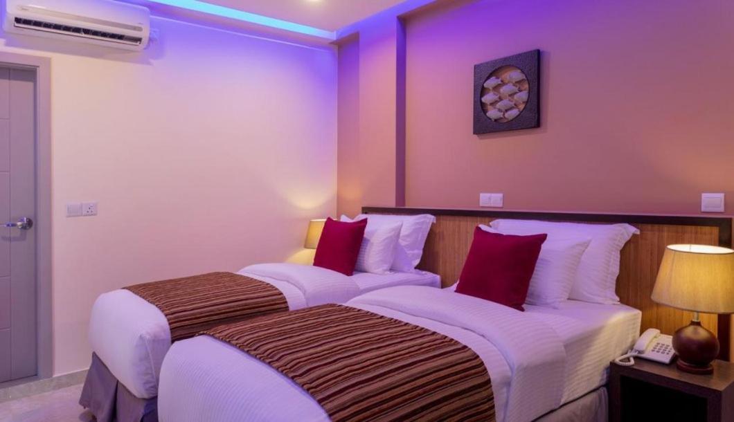 Eleven Trees Maldives Hotell Hulhumalé Eksteriør bilde
