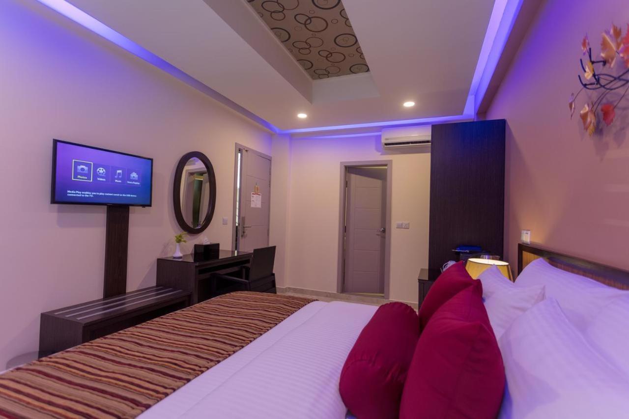 Eleven Trees Maldives Hotell Hulhumalé Eksteriør bilde