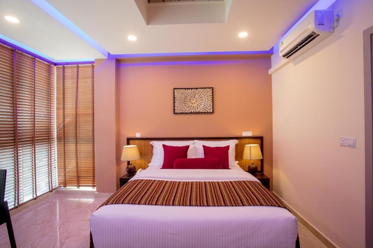 Eleven Trees Maldives Hotell Hulhumalé Eksteriør bilde