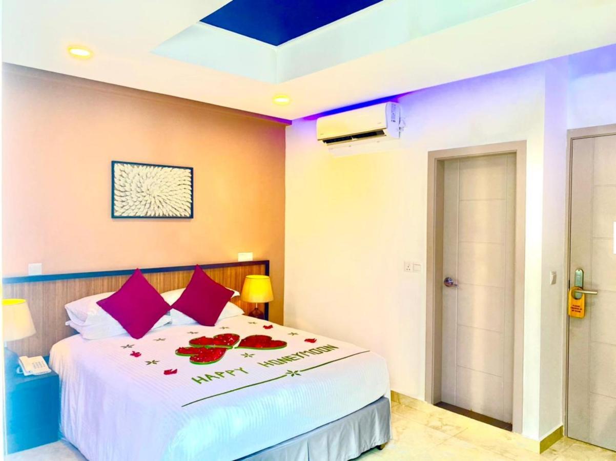 Eleven Trees Maldives Hotell Hulhumalé Eksteriør bilde